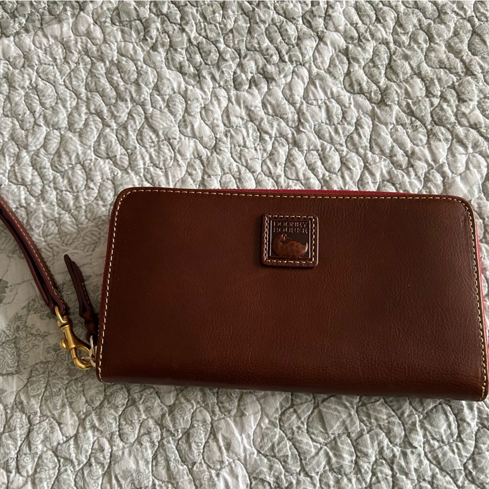 Dooney & Bourke Florentine leather wristlet
